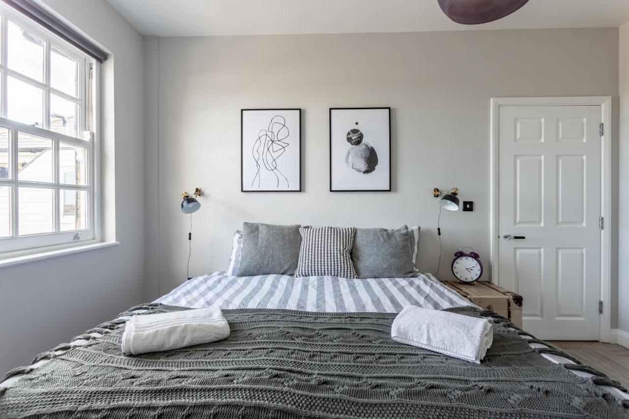 Shades Of Grey Apartment เซาเทนด์ ออน ซี ภายนอก รูปภาพ